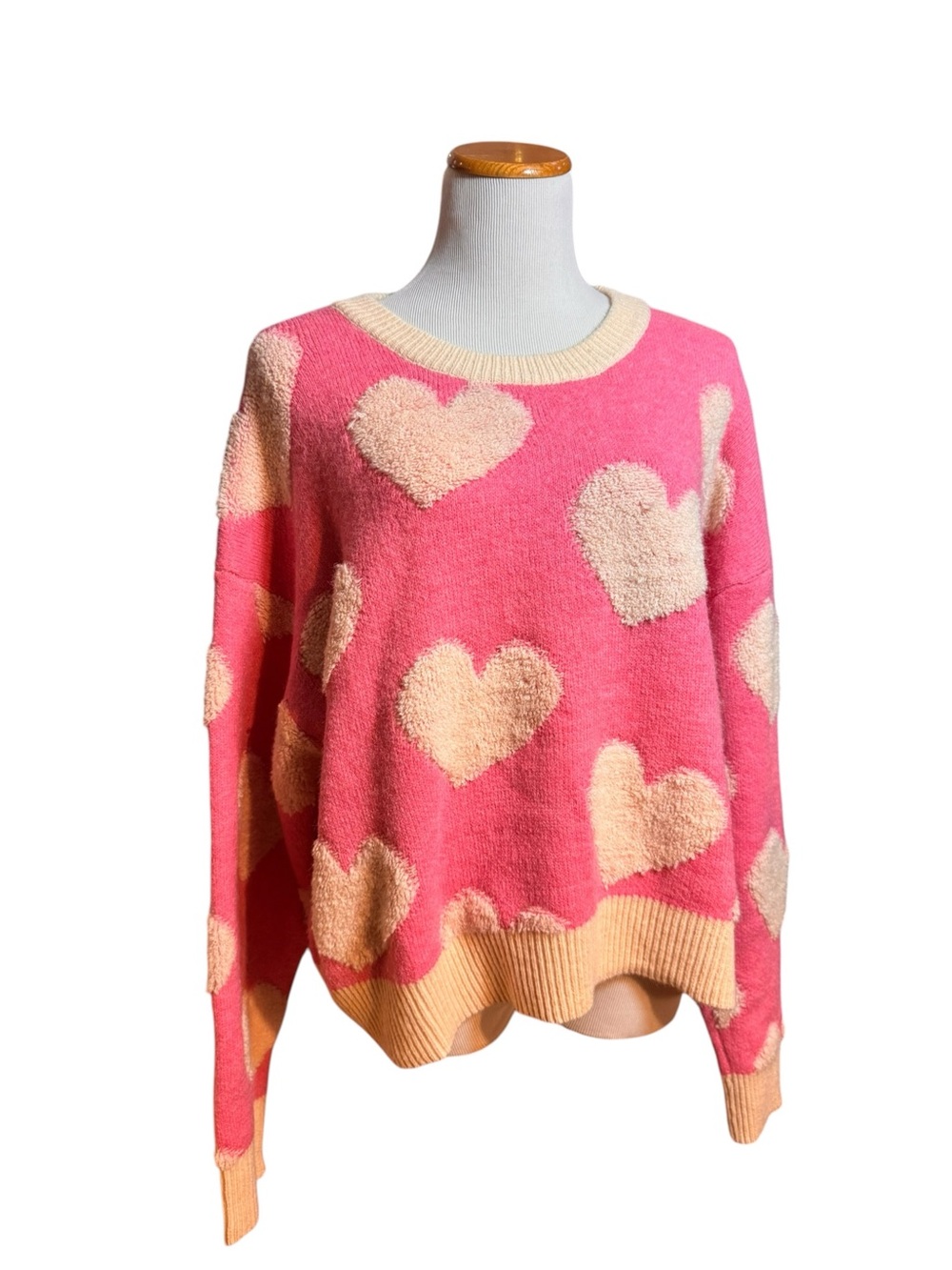 ✨NWT BIBI Fuzzy Heart Sweater - Picture 2 of 7
